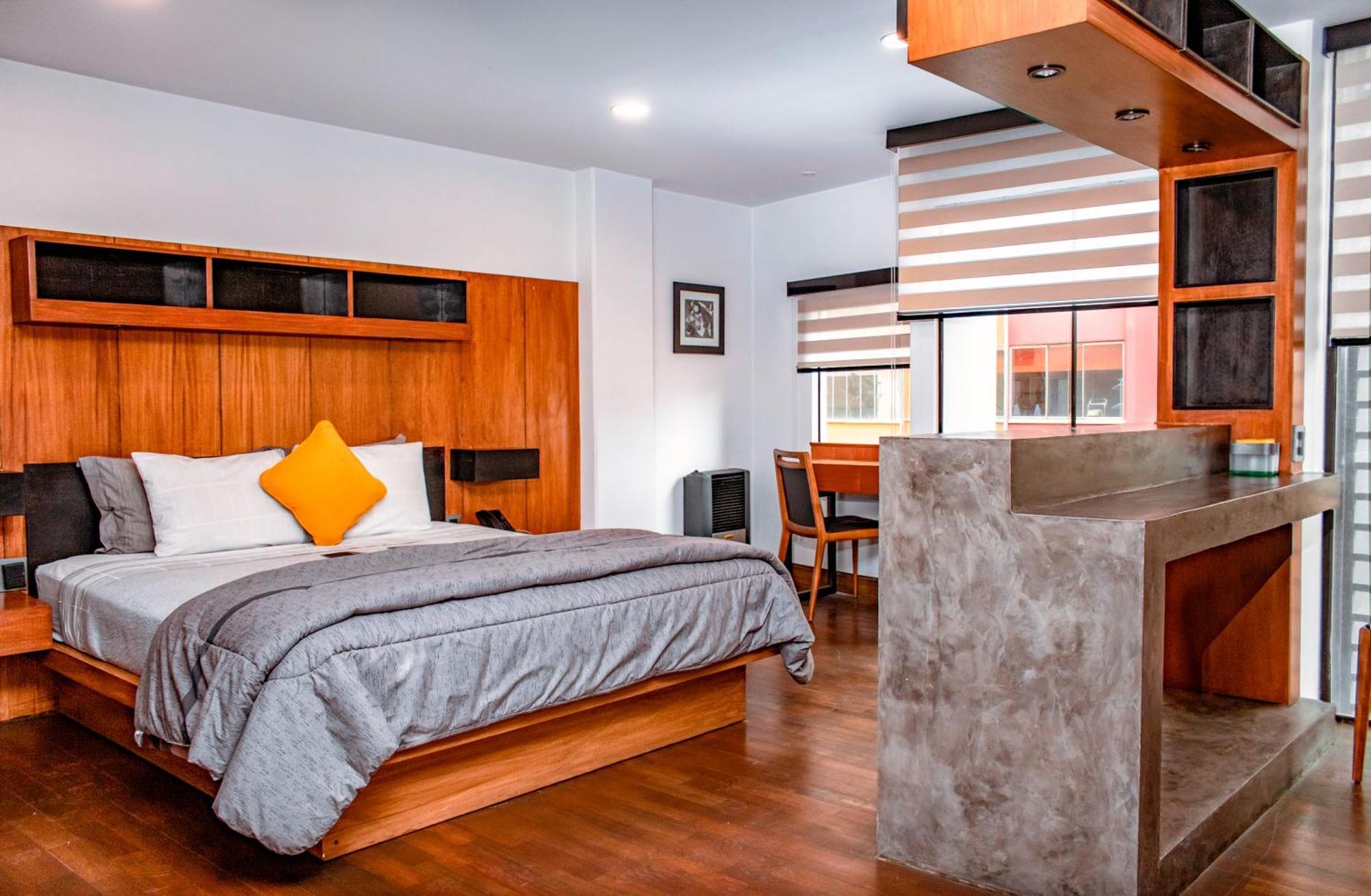 Madero Hotel & Suites La Paz Exterior photo