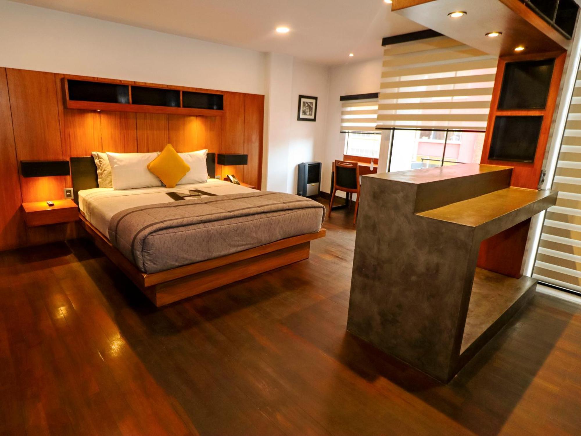 Madero Hotel & Suites La Paz Exterior photo